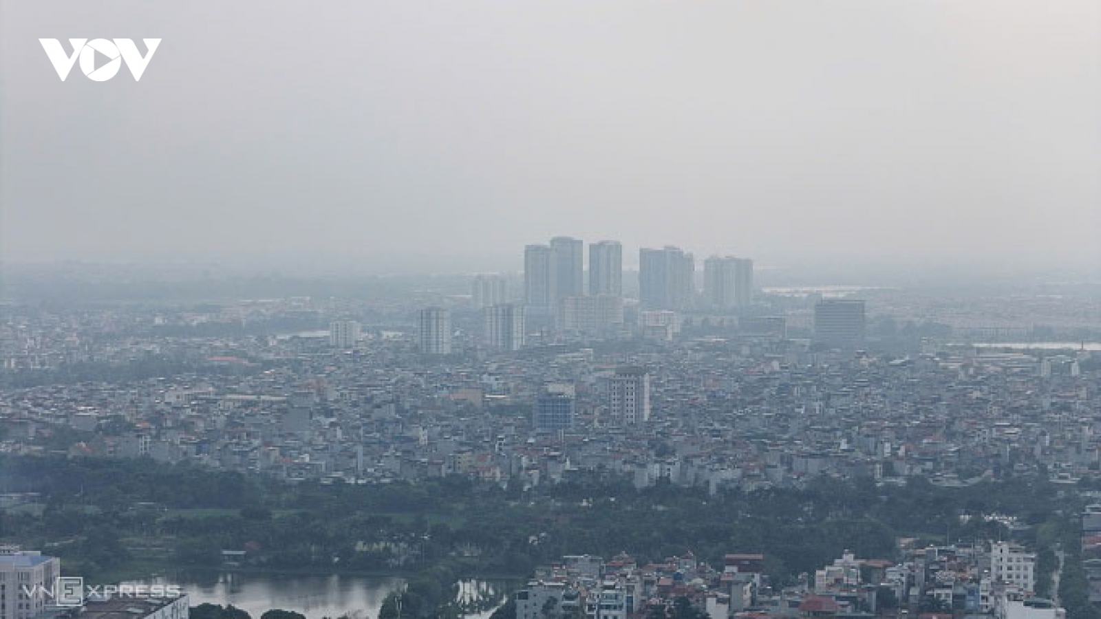 Hà Nội ồ ạt xây dựng dịp cuối năm khiến không khí thêm ô nhiễm