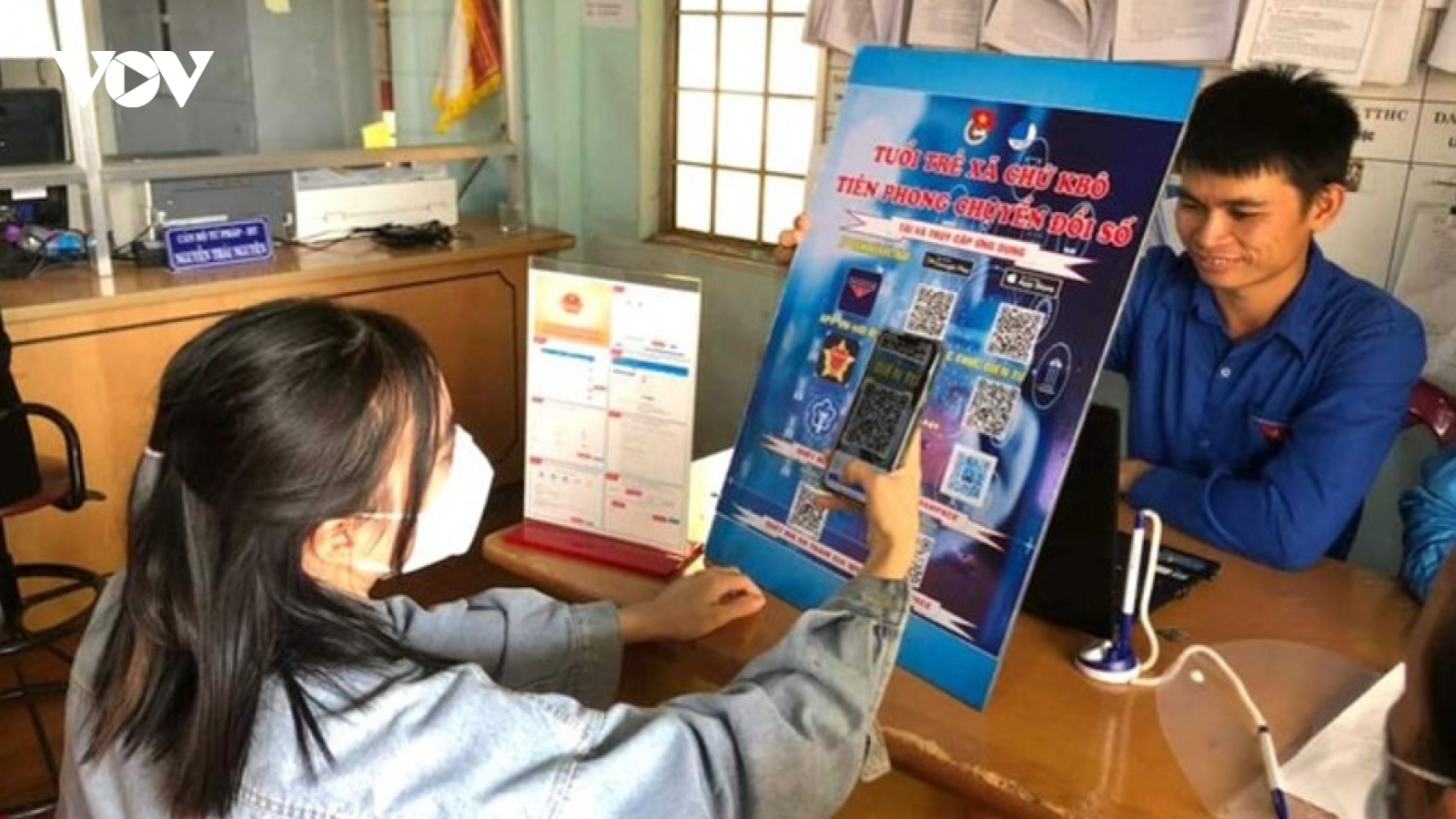 Nâng cao năng lực chuyển đổi số cho thanh niên vùng sâu, vùng xa