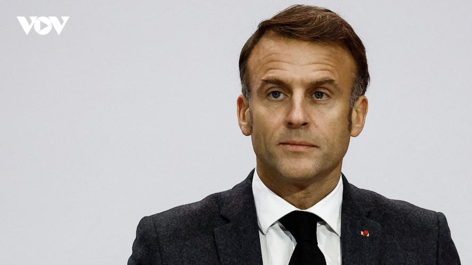 Tổng thống Pháp Emmanuel Macron đối mặt với áp lực từ chức