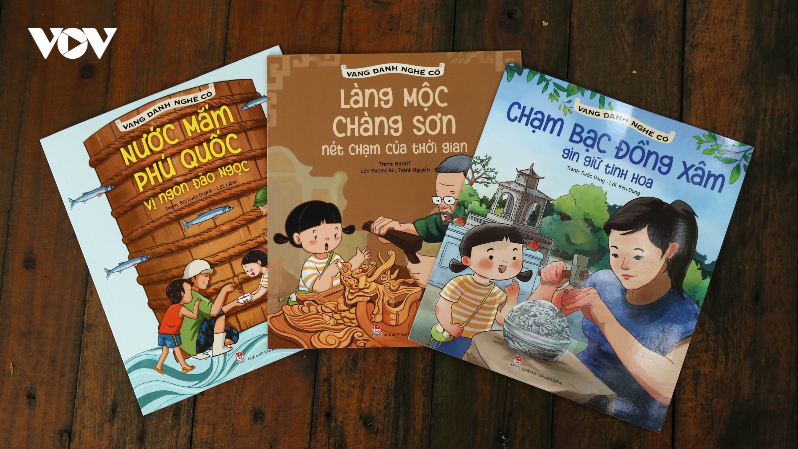 Kể chuyện nghề cổ bằng tranh lưu giữ nét đẹp truyền thống