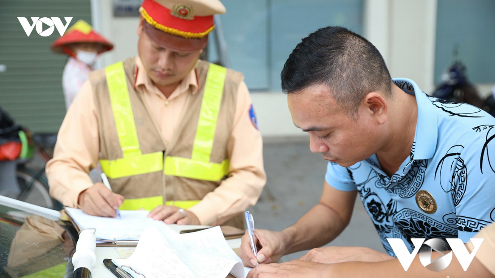 CSGT Hà Nội nhận hơn 7.000 thông tin vi phạm giao thông qua zalo
