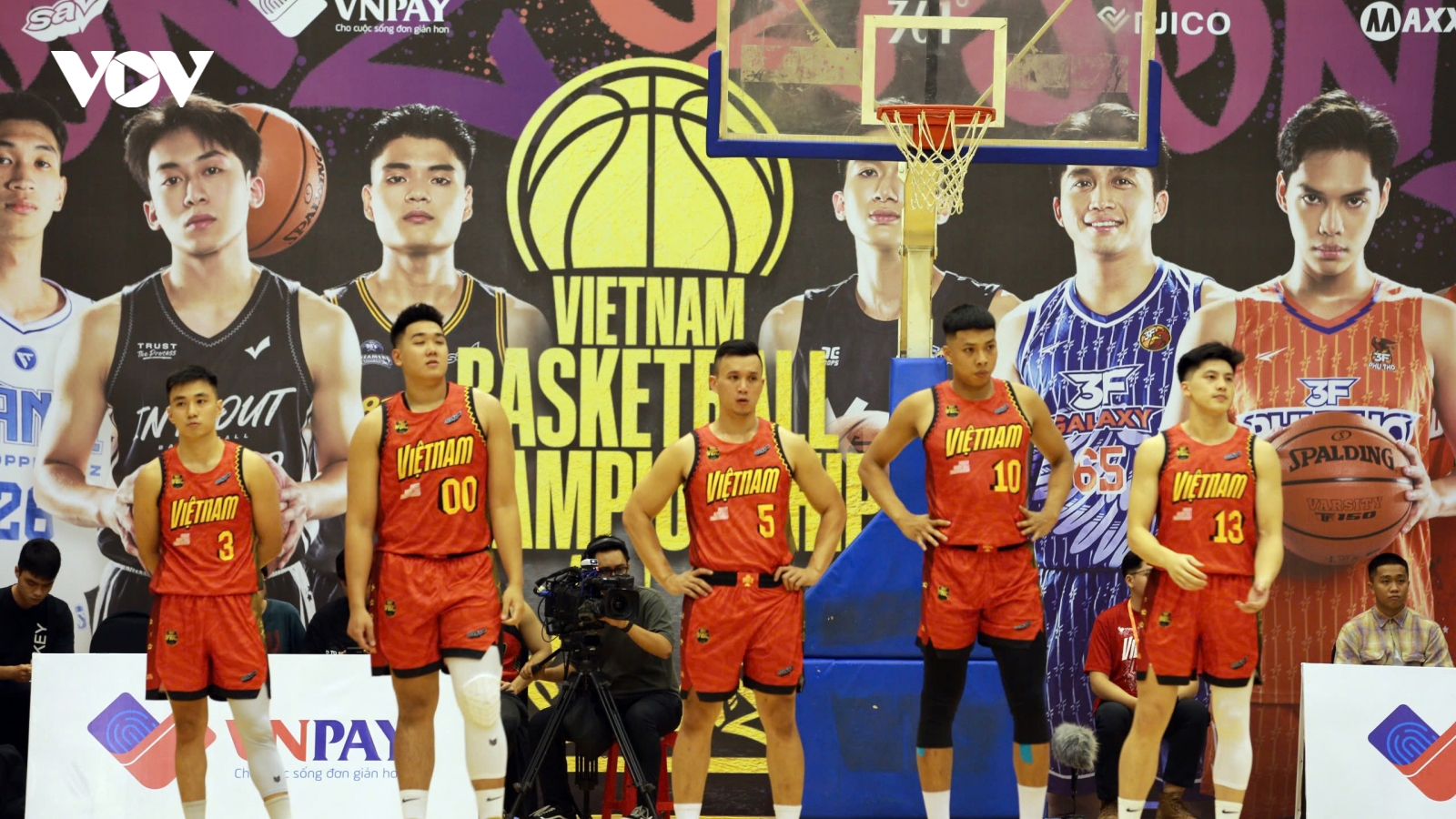 Sôi động giải vô địch bóng rổ chuyên nghiệp Việt Nam 2024