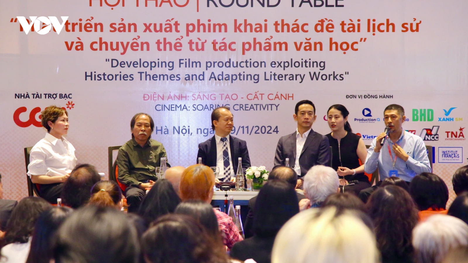 “Nỗi sợ mơ hồ” khi làm phim đề tài lịch sử và chuyển thể từ tác phẩm văn học