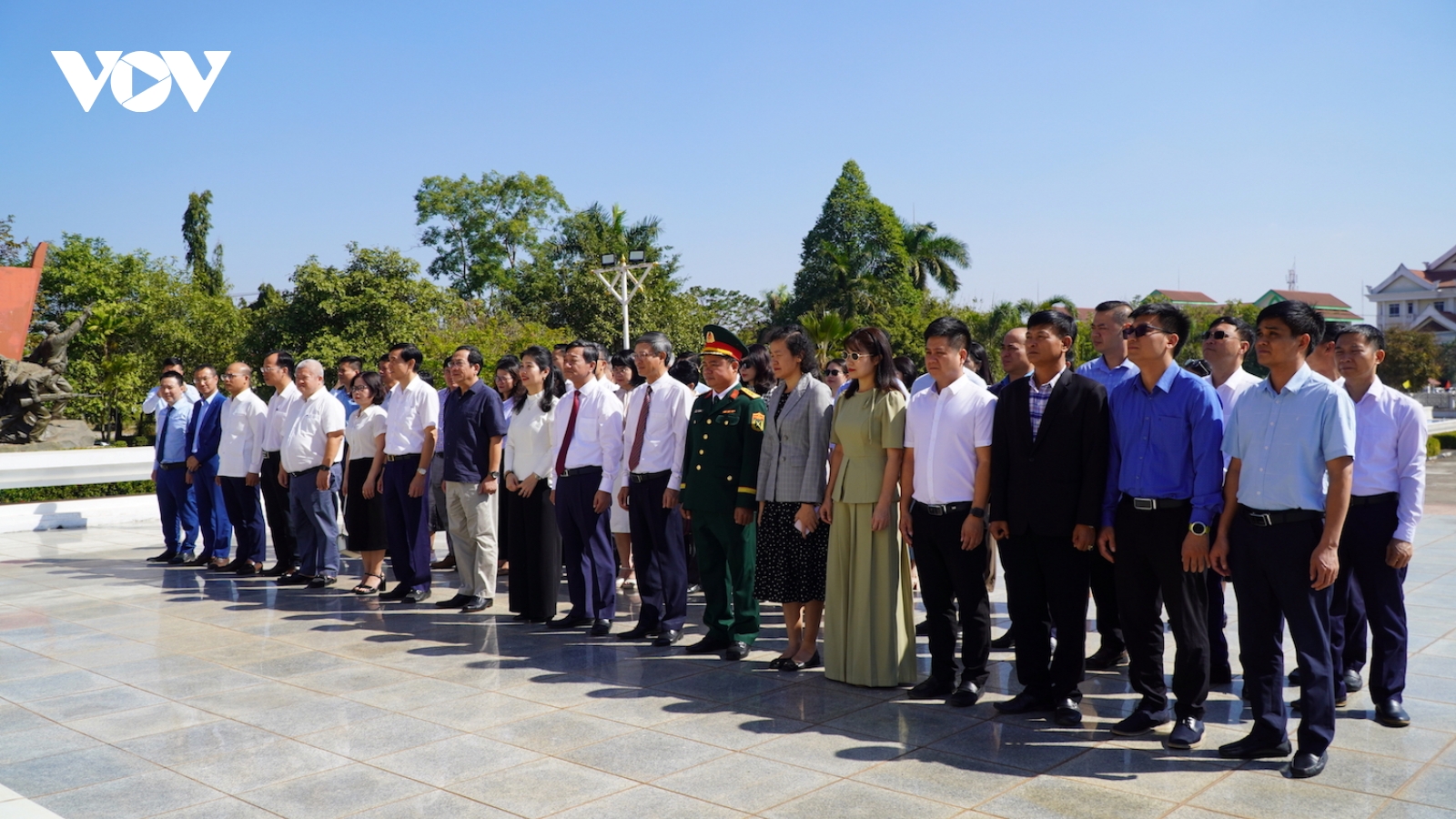 Người Việt tại Lào tưởng niệm 104 năm ngày sinh Chủ tịch Kaysone Phomvihane