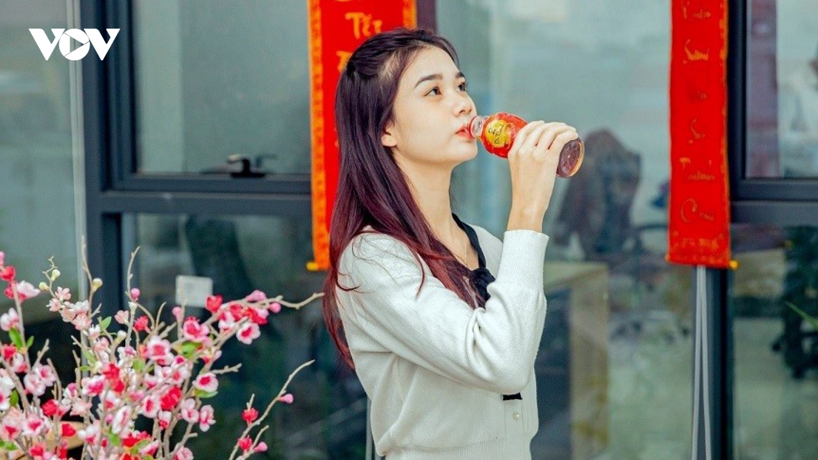 Trà Dr Thanh-người trẻ hạ nhiệt mọi deadline, tươi mát tận hưởng mùa Giáng sinh