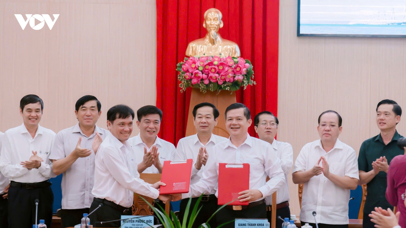 EVNSPC ký kết thực hiện 4 công trình cấp điện các đảo của tỉnh Kiên Giang