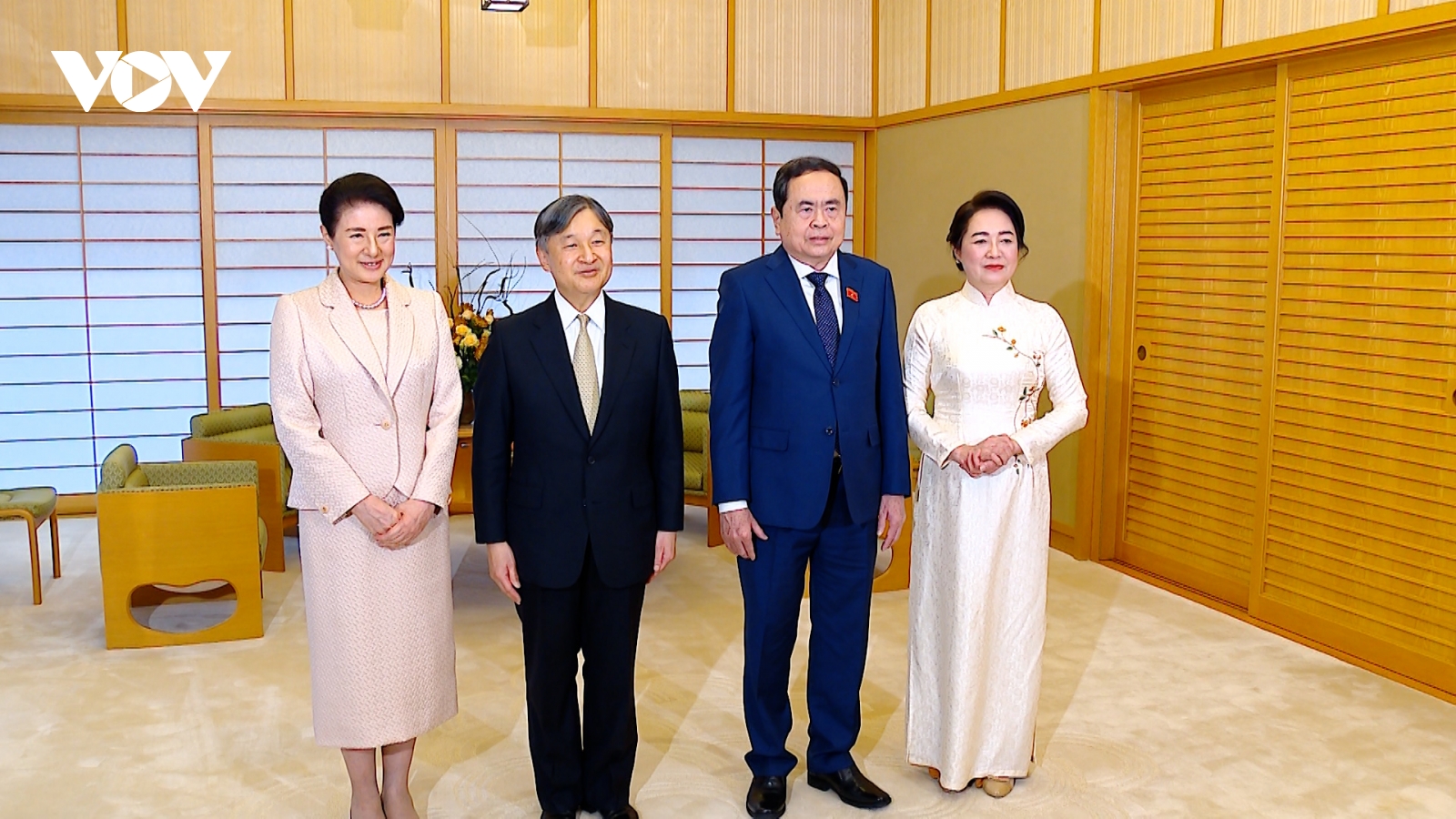 Chủ tịch Quốc hội cùng Phu nhân hội kiến Nhà vua Nhật Bản Naruhito và Hoàng hậu
