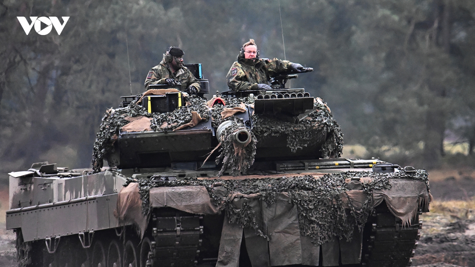 Đức tăng cường viện trợ xe tăng Leopard 1 cho Ukraine
