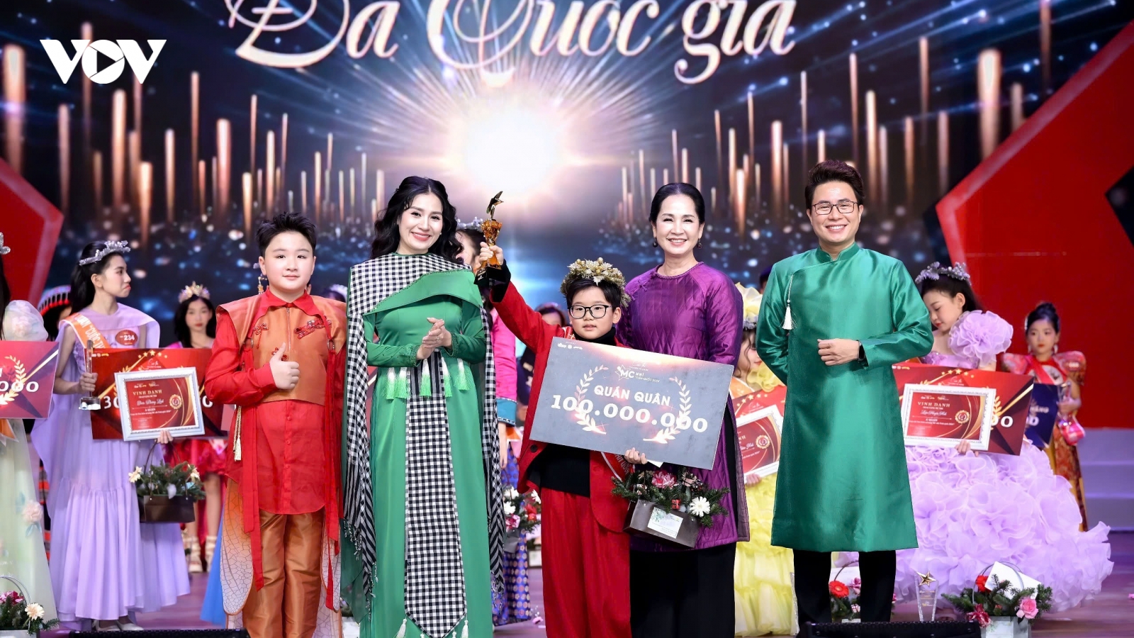 MC Thanh Mai gieo mầm tài năng MC nhí tại Việt Nam