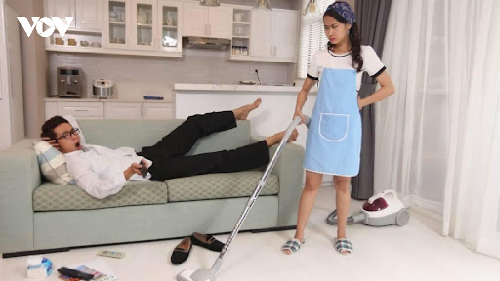 Chồng ngày càng trở nên lười biếng, không chịu làm ăn