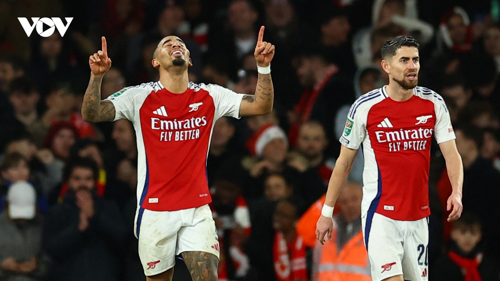 Kết quả bóng đá hôm nay 19/12: Arsenal, Liverpool tiến vào bán kết Cúp Liên Đoàn