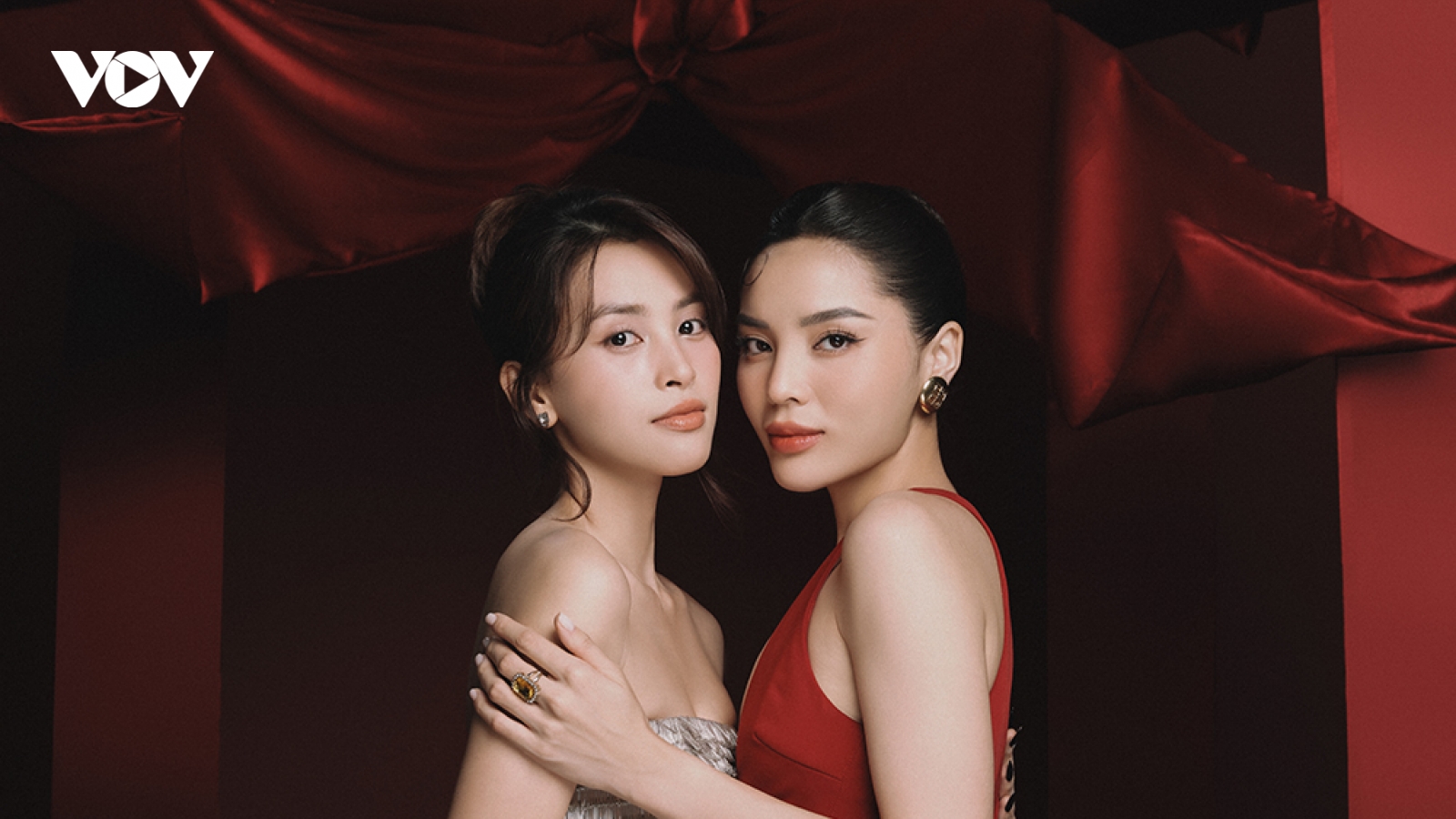 Hoa hậu Tiểu Vy đối đầu đàn chị Kỳ Duyên trong phim Tết của Trấn Thành