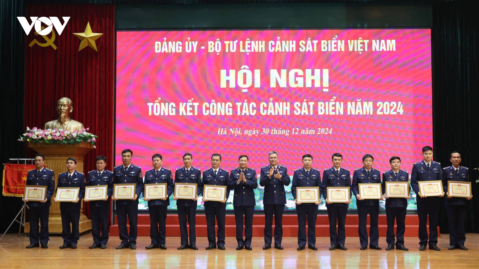 Cảnh sát biển bắt giữ hơn 1.600 vụ vi phạm, bảo đảm an toàn an ninh trên biển