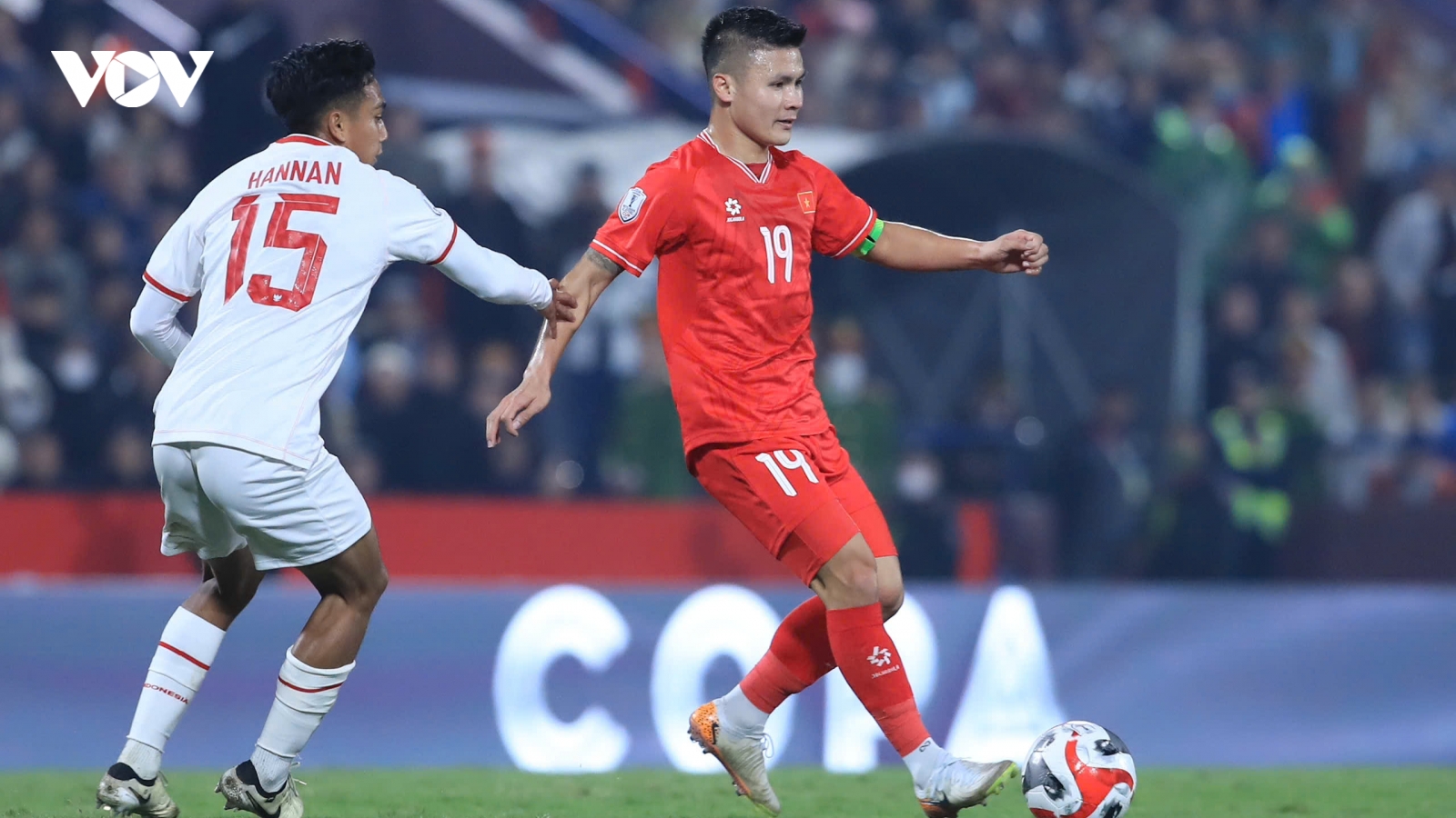 Toàn cảnh ĐT Việt Nam 1-0 ĐT Indonesia: Quang Hải hóa người hùng