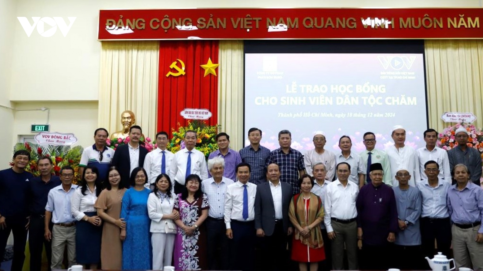 Phát thanh tiếng Chăm: 20 năm giữ gìn và phát triển