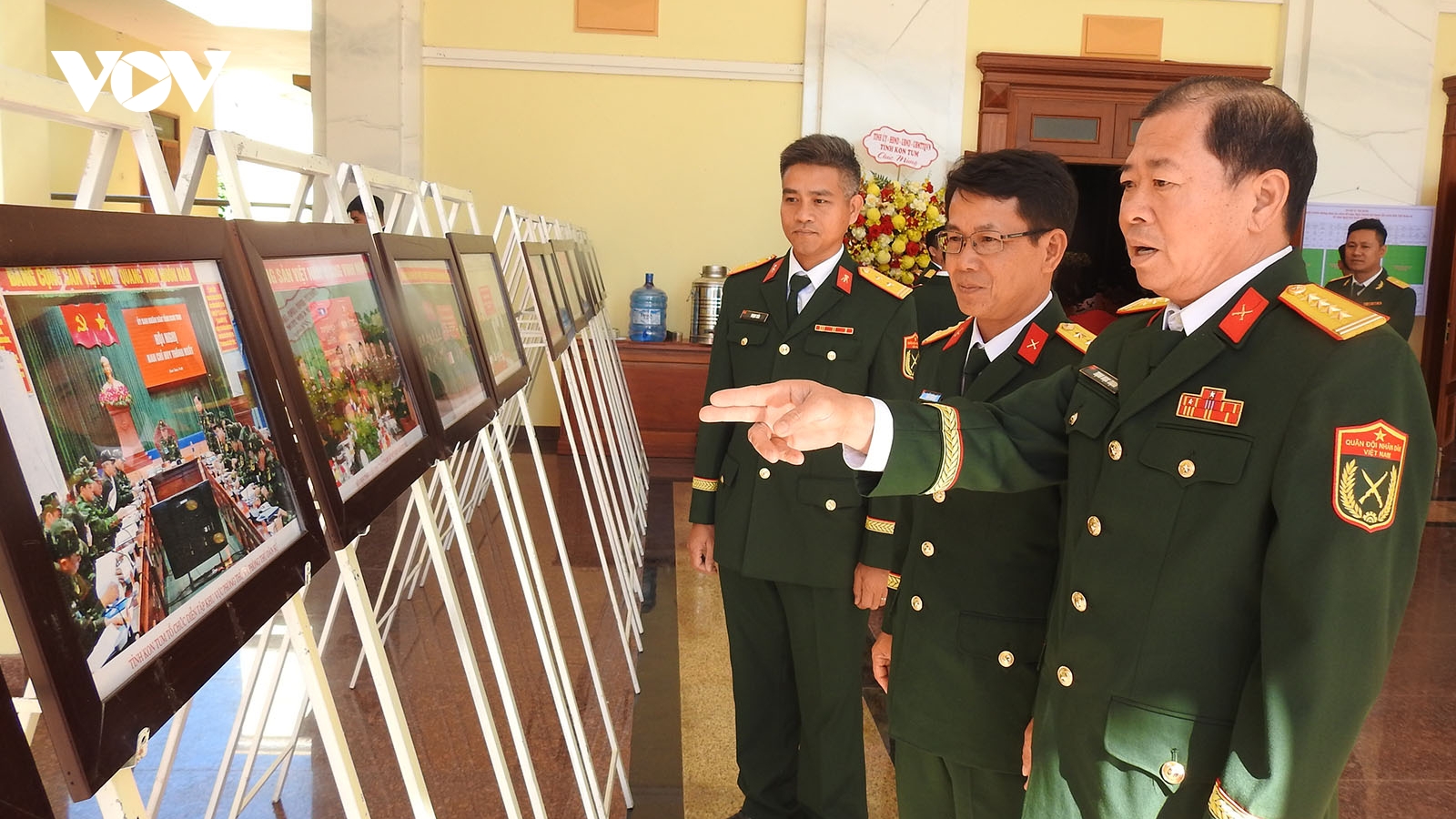 Kon Tum gặp mặt truyền thống kỷ niệm 80 năm thành lập Quân đội Nhân dân Việt Nam