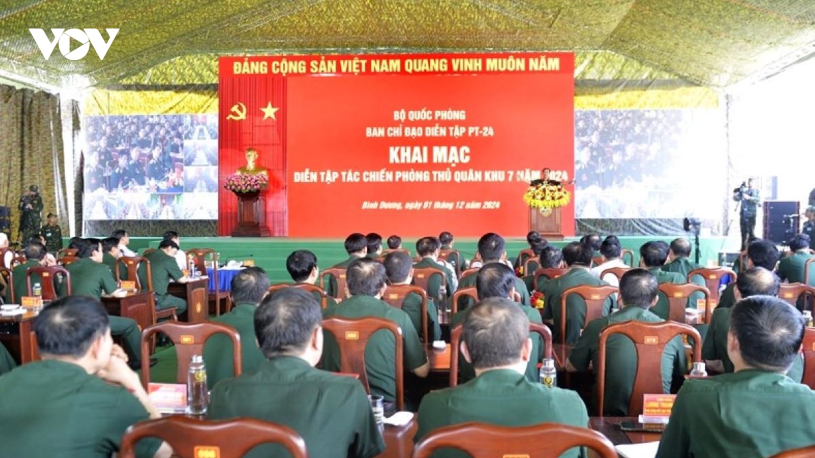 Truy thăng quân hàm cho 12 liệt sĩ hy sinh trong diễn tập phòng thủ Quân khu 7