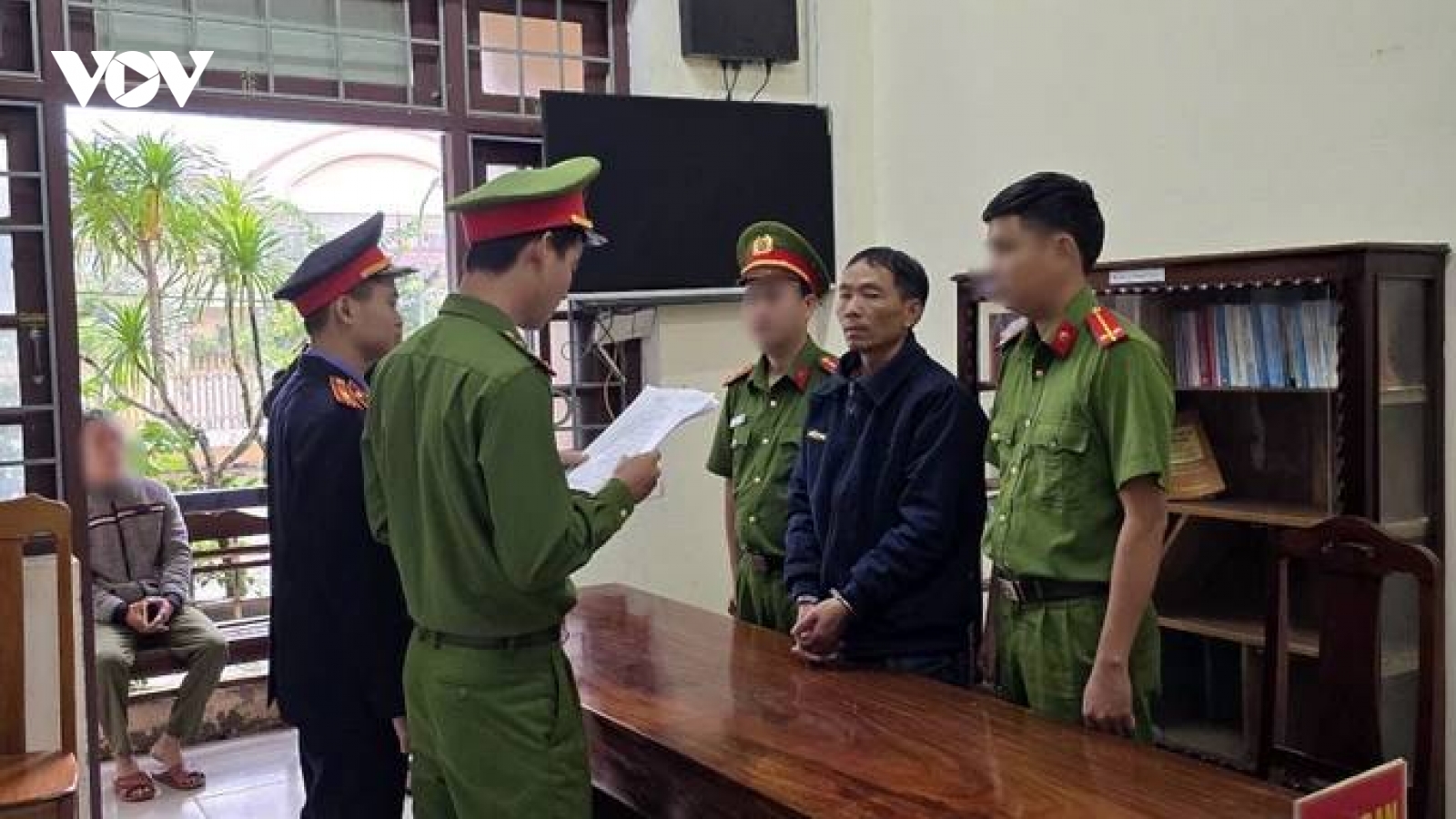 Bắt giữ người đàn ông xâm hại tình dục bé gái 5 tuổi