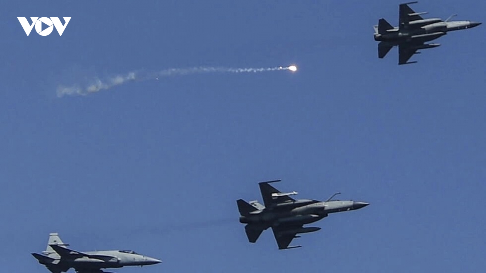 Pakistan không kích lãnh thổ Afghanistan