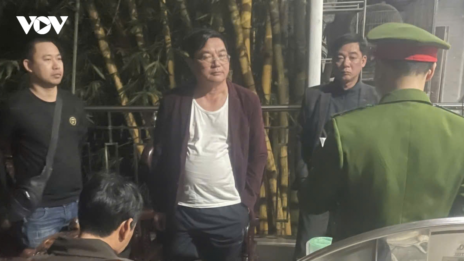 Khởi tố, bắt tạm giam 2 phóng viên ở Gia Lai liên quan vụ "Cây chổi vàng"