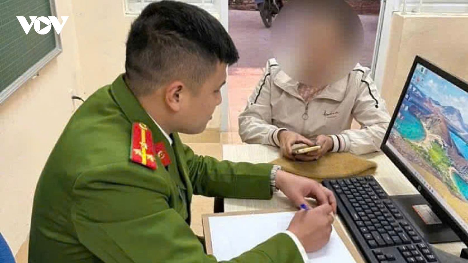 Ngăn chặn kịp thời vụ lừa đảo mua hàng trên mạng với số tiền 126 triệu đồng