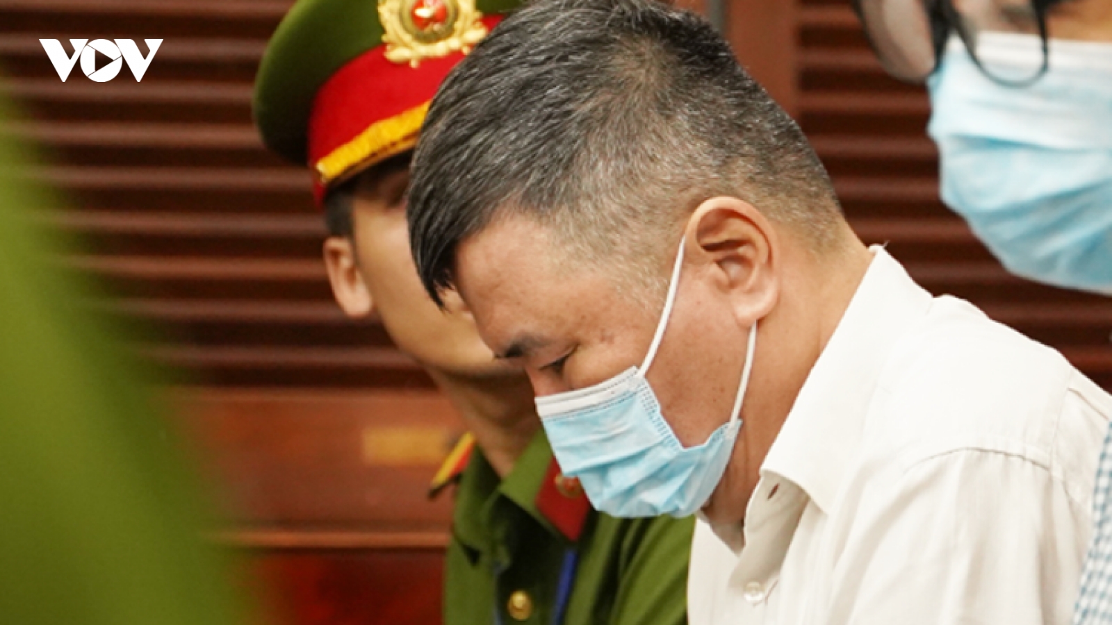 Cựu Vụ phó Nguyễn Lộc An bị cáo buộc gọi doanh nghiệp "hỗ trợ" 9 tỷ đồng để mua nhà