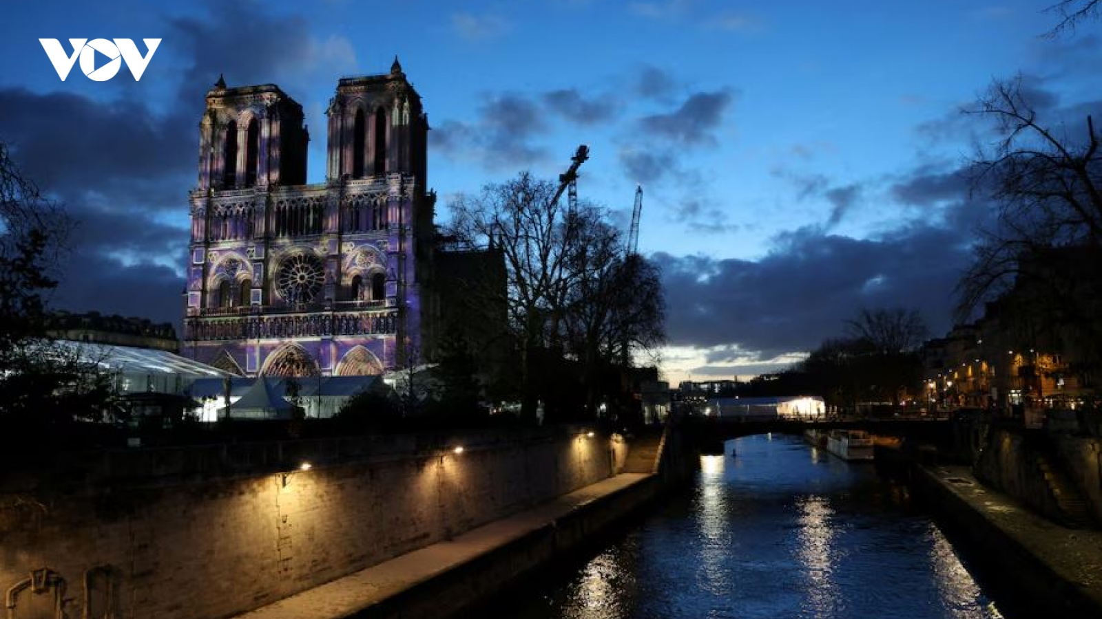 Nhà thờ Đức Bà Paris mở cửa trở lại với nhiều chính trị gia thế giới tham dự