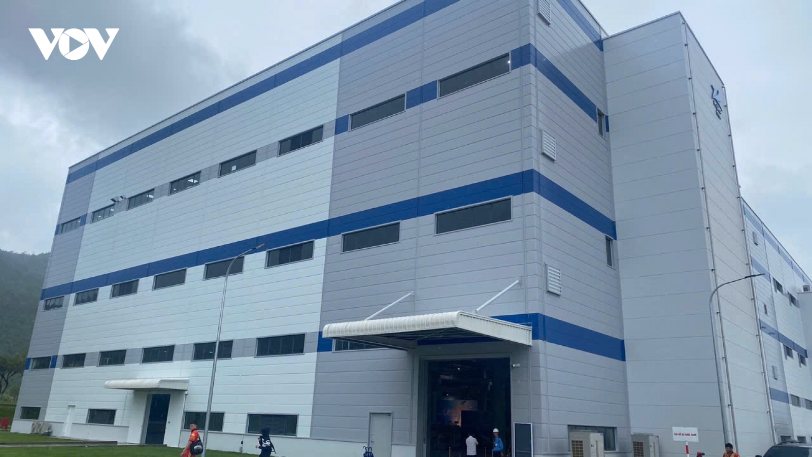 Nhà máy sản xuất linh kiện máy bay Boeing 787 tại Đà Nẵng đi vào hoạt động