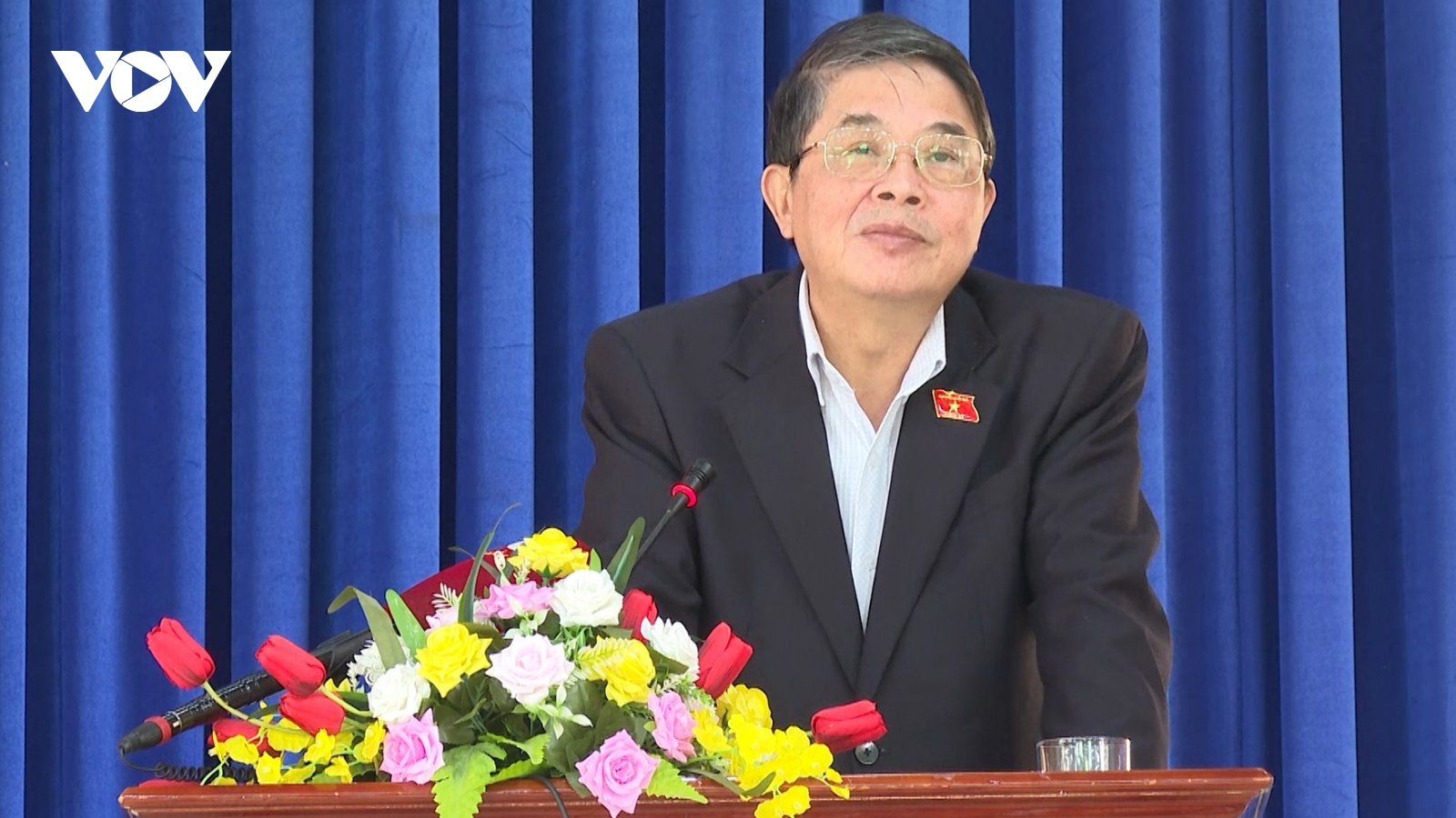 Đẩy mạnh phân cấp, phân quyền cho địa phương