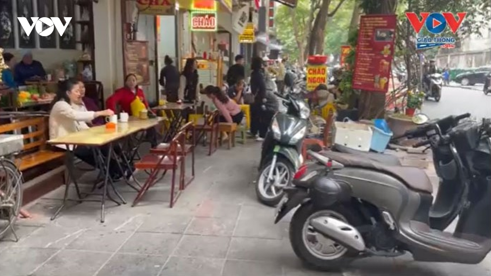 Hà Nội dự kiến cho thuê vỉa hè, giá cao nhất 40.000 đồng/m2