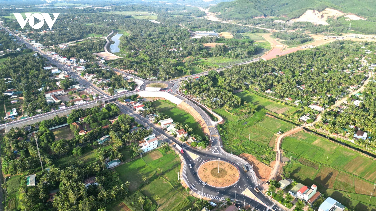 Giao thông đi trước mở đường phát triển trên vùng đất võ Bình Định
