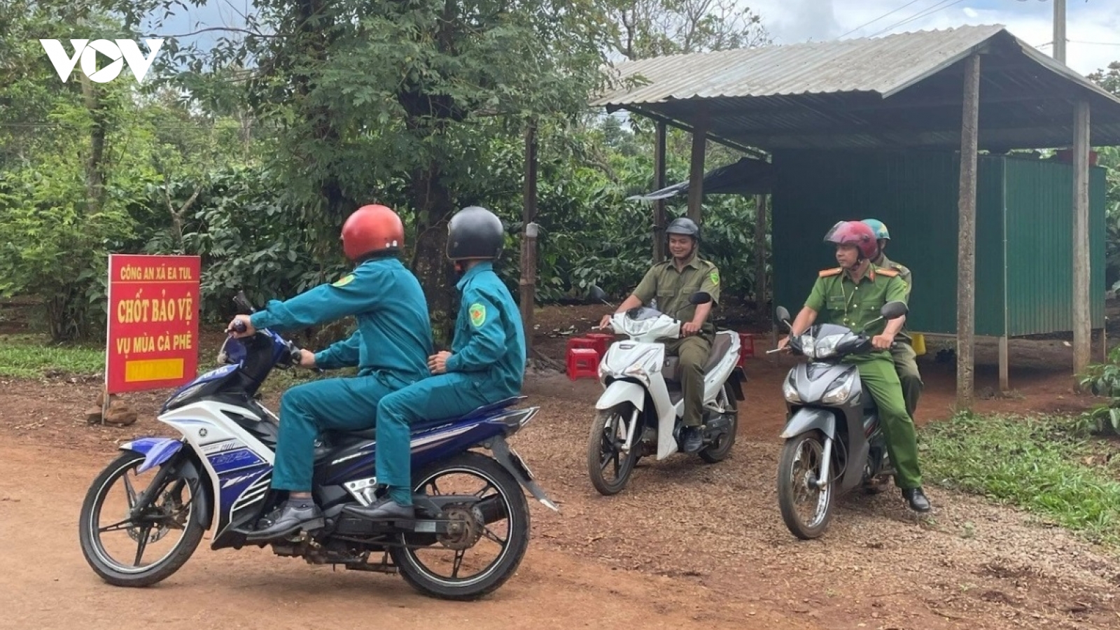 Công an xã được tuần tra, xử lý trên các tuyến đường nào và những lỗi gì?