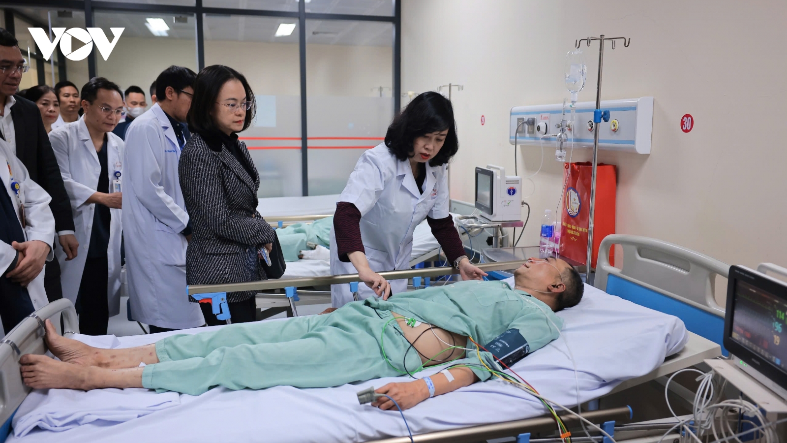 Vụ cháy quán cà phê ở Hà Nội: 4 bệnh nhân sẽ được chuyển đến viện bỏng quốc gia
