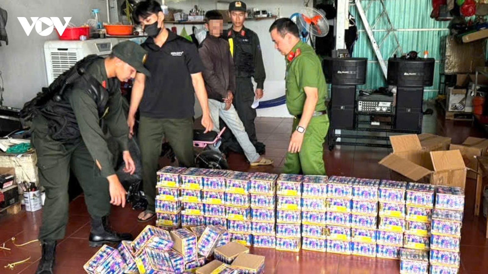 Công an Bình Dương, Bình Phước phát hiện và thu giữ số lượng lớn pháo nổ trái phép