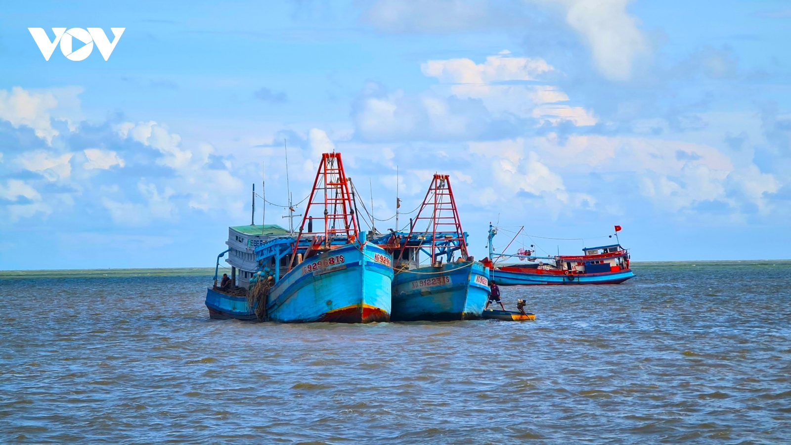 Biên phòng Cà Mau phổ biến IUU đến ngư dân
