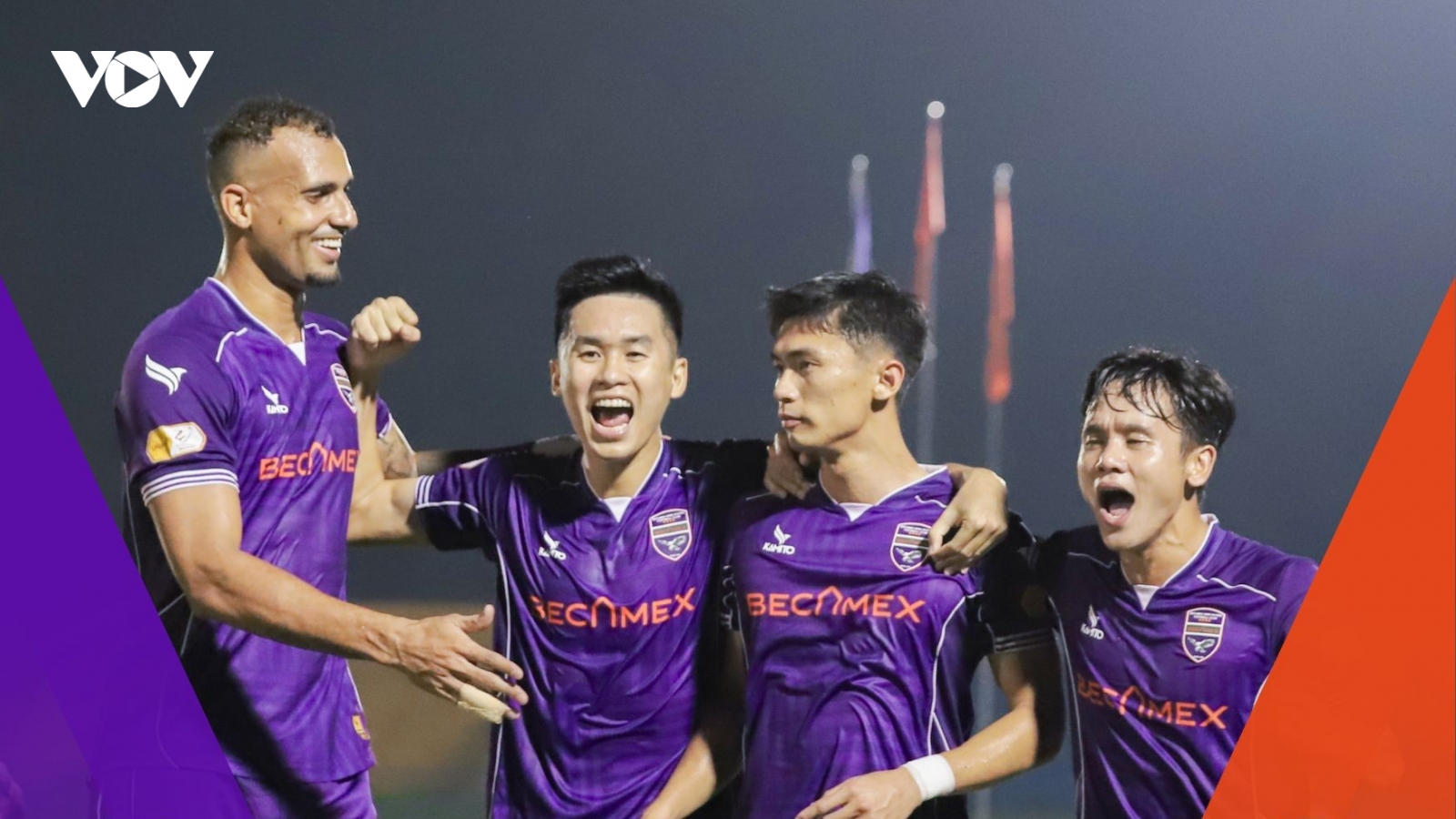 Kết quả bóng đá hôm nay 17/1: Tiến Linh góp công giúp Bình Dương tiếp tục thắng
