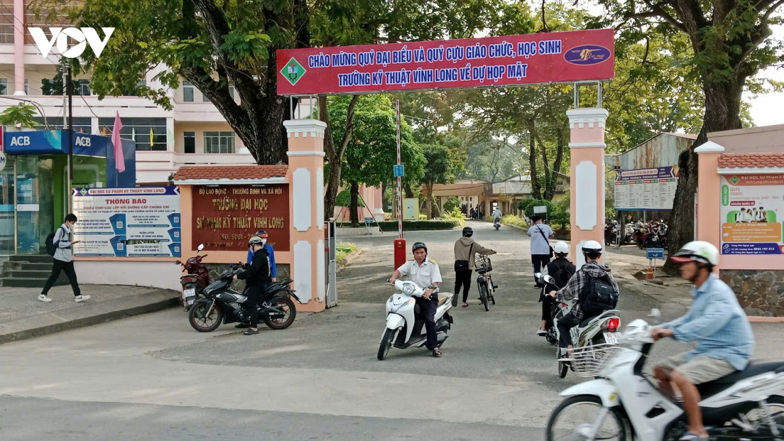 Người dân Vĩnh Long ủng hộ tăng mức xử phạt các lỗi vi phạm an toàn giao thông