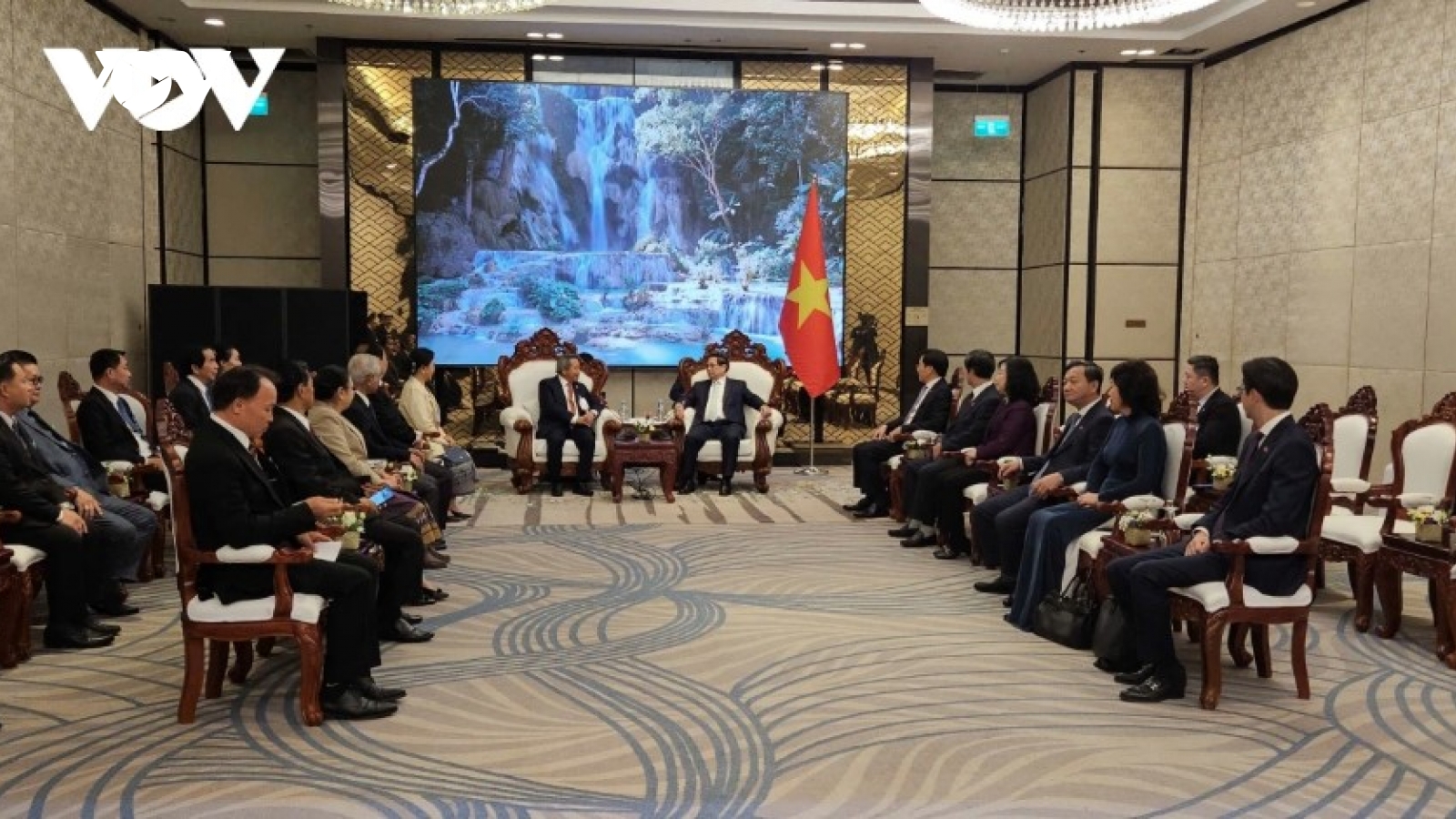 Vietnam, Laos encouraged to enhance cultural and people-to-people exchanges