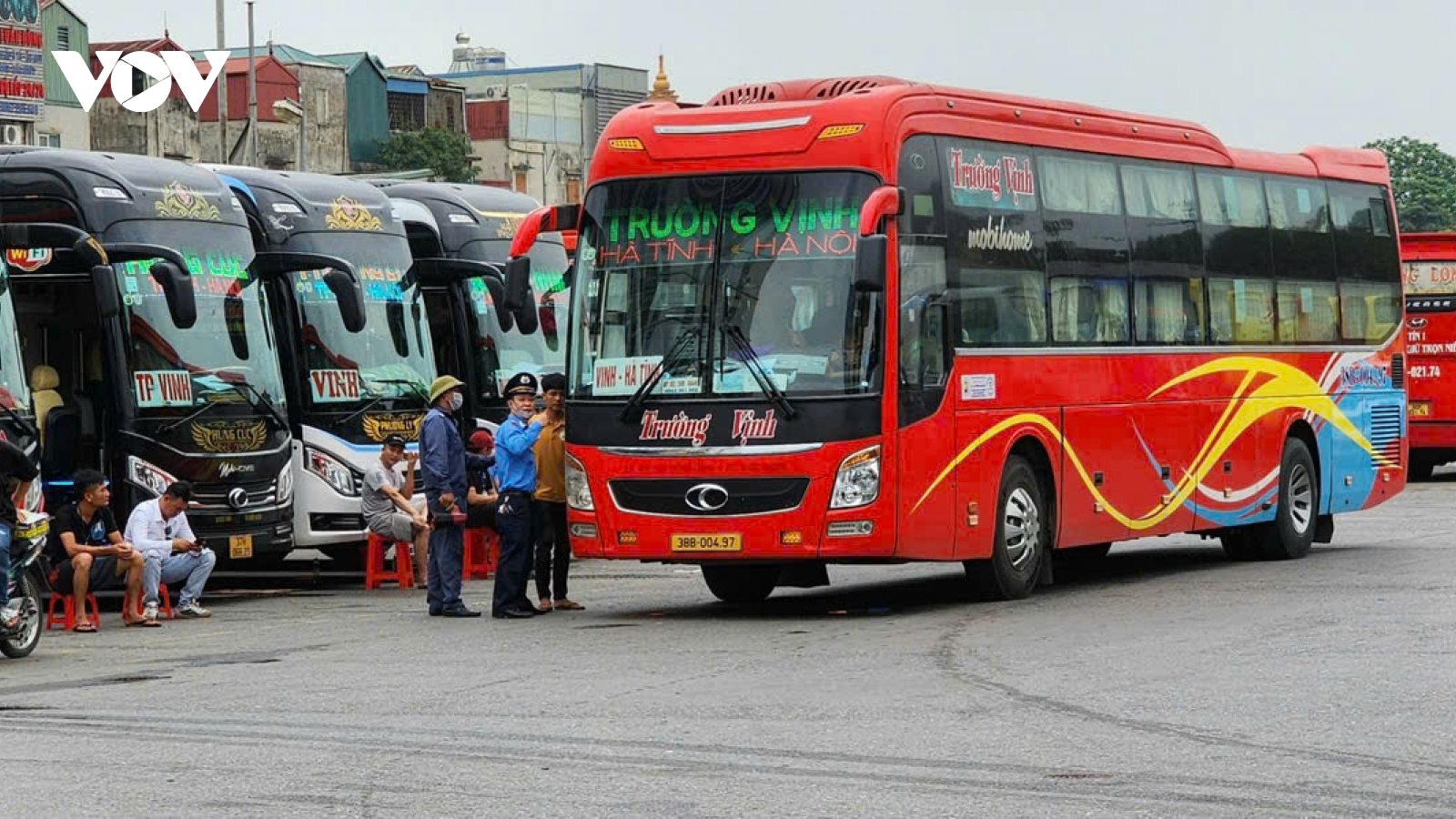 Kiểm tra các bến xe ở Hà Nội, không để tăng giá vé trái quy định