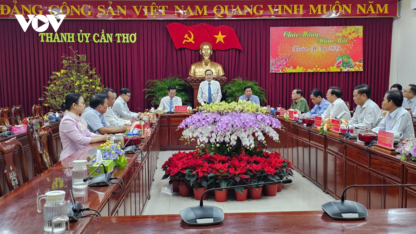 Chủ tịch Quốc hội Trần Thanh Mẫn làm việc với Ban Thường vụ Thành ủy Cần Thơ