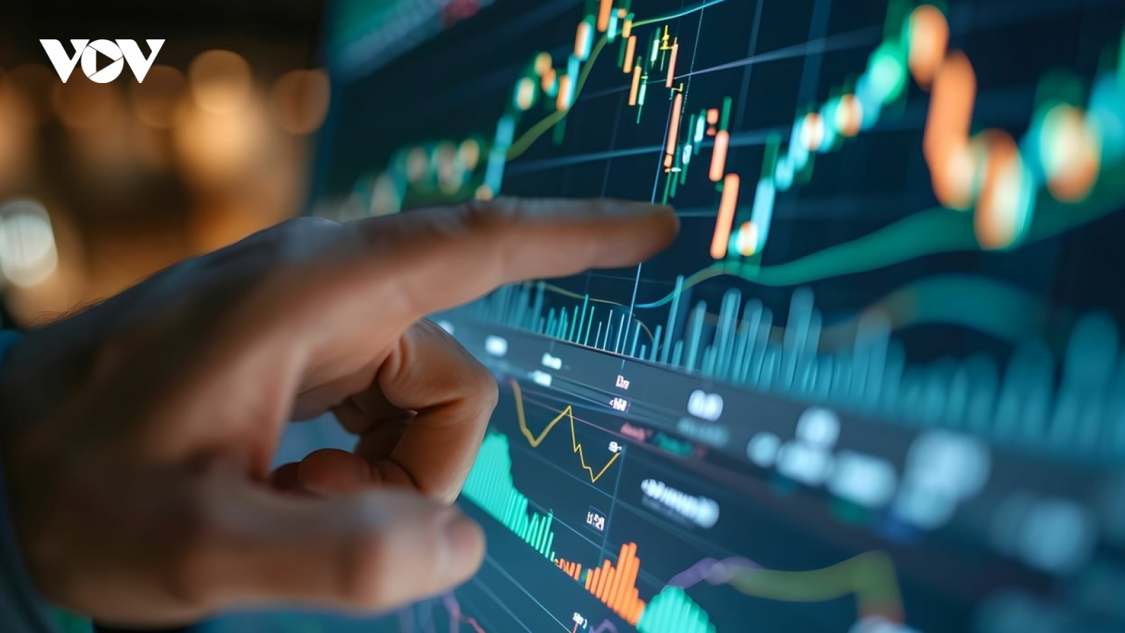 Nhận định chứng khoán 18/5: VN-Index có thể dao động giằng co trong biên độ hẹp