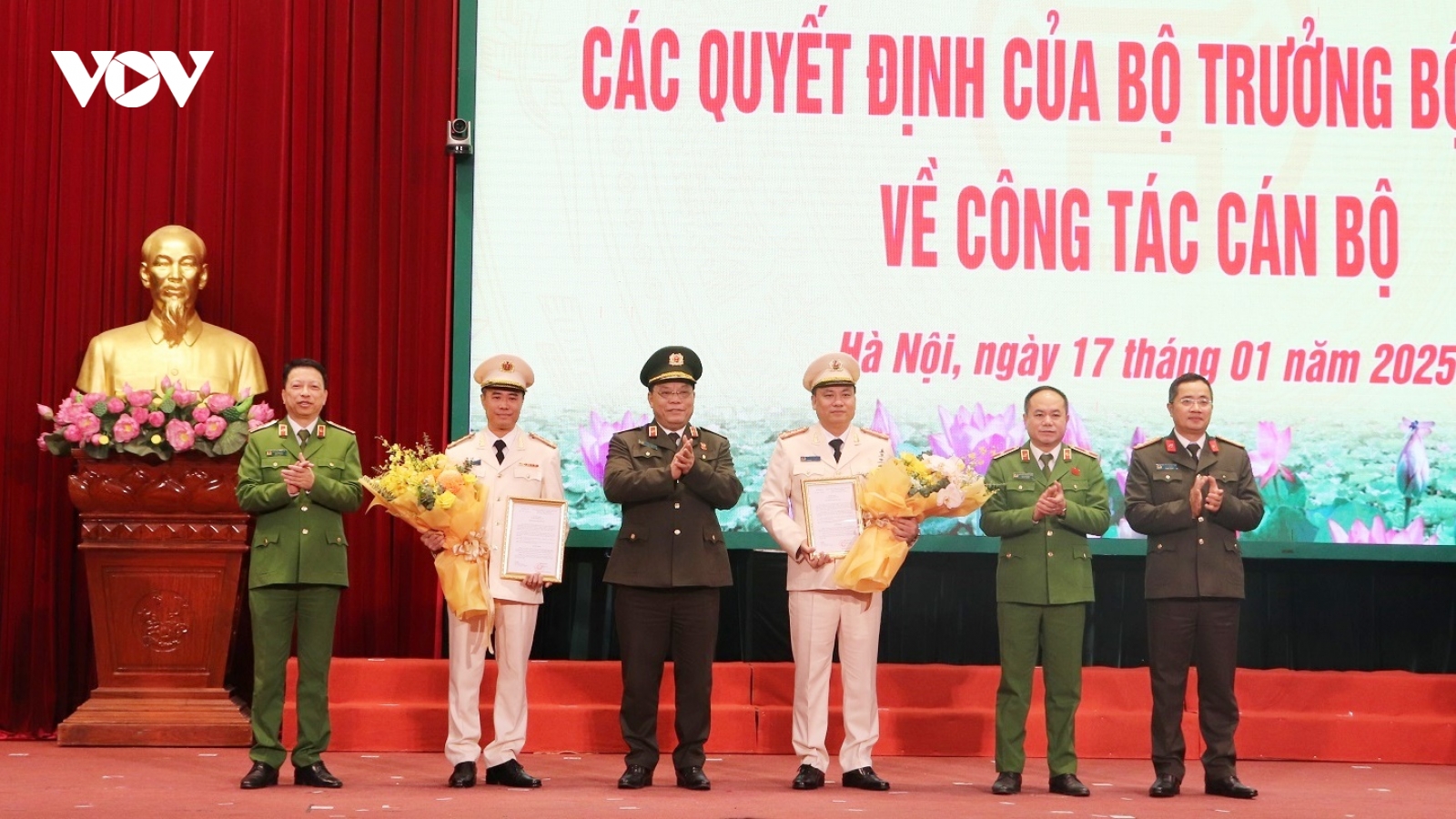 Đại tá Nguyễn Tiến Đạt và Đại tá Nguyễn Ngọc Quyền giữ chức PGĐ Công an Hà Nội