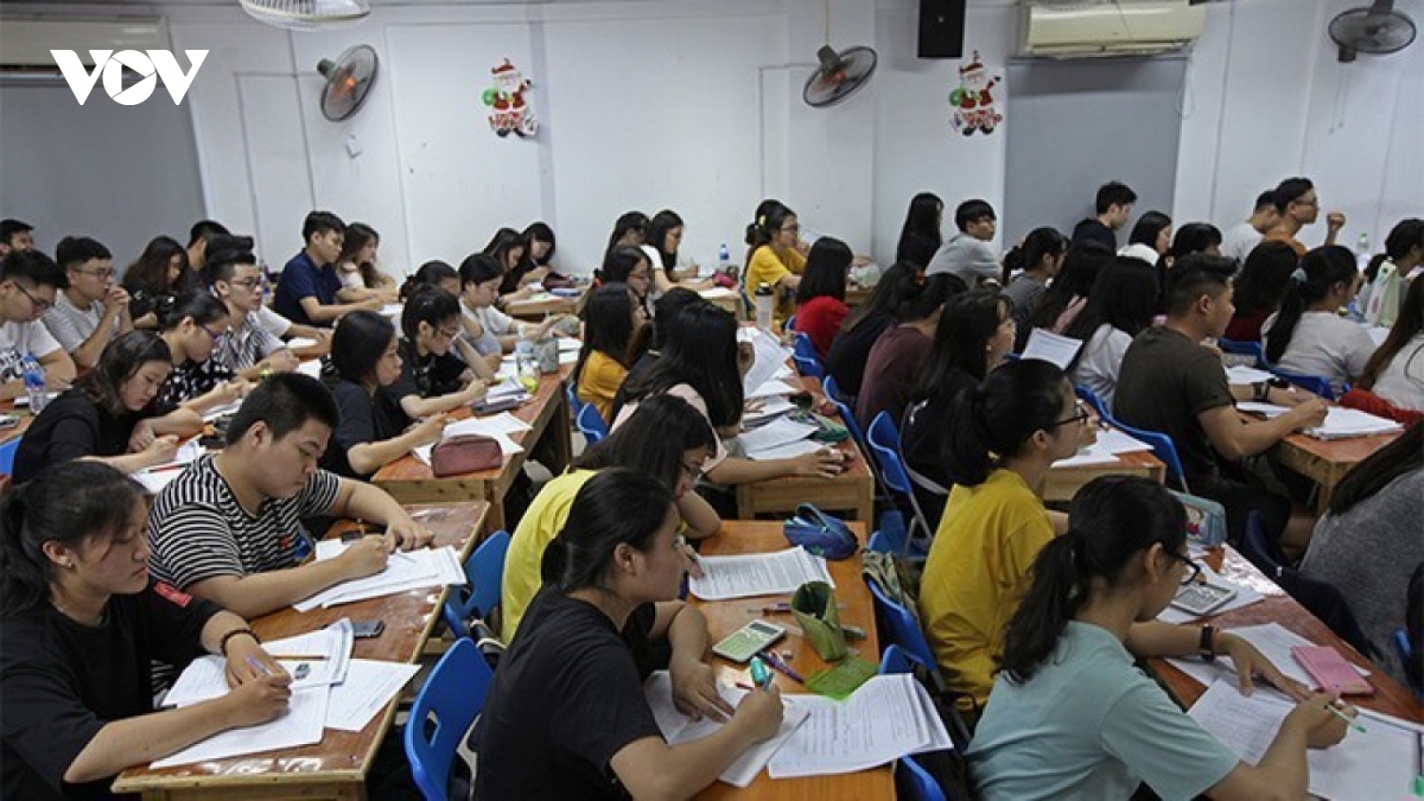 Thông tư 29 về dạy thêm, học thêm: Trách nhiệm của hiệu trưởng là rất lớn