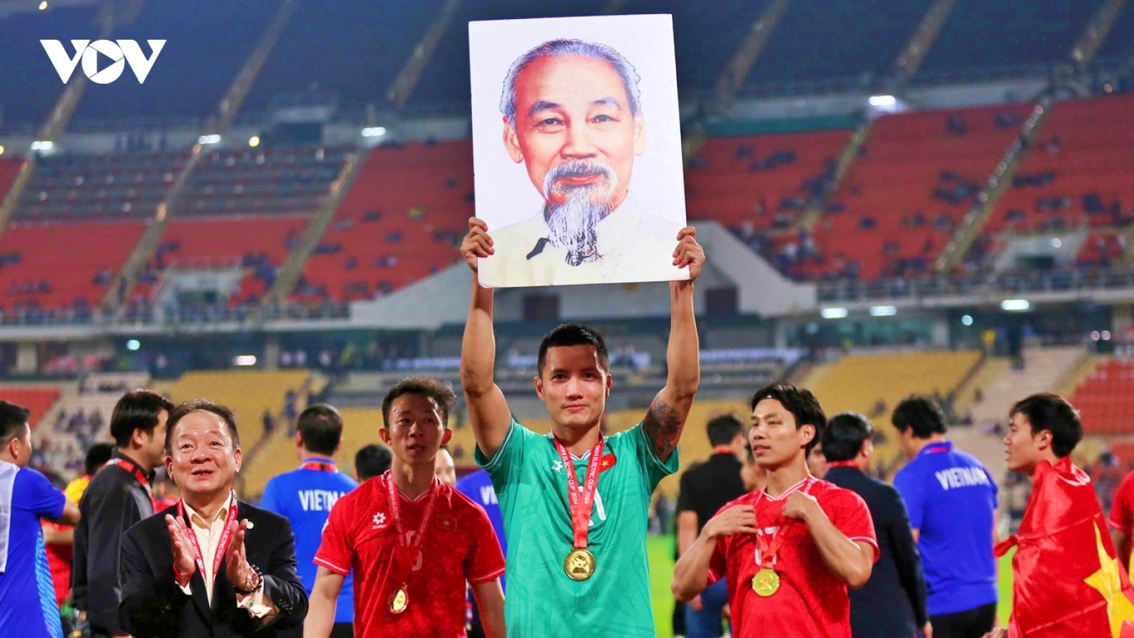 Thủ môn Đình Triệu: Trong mơ cũng không nghĩ sẽ vô địch ASEAN Cup 2024