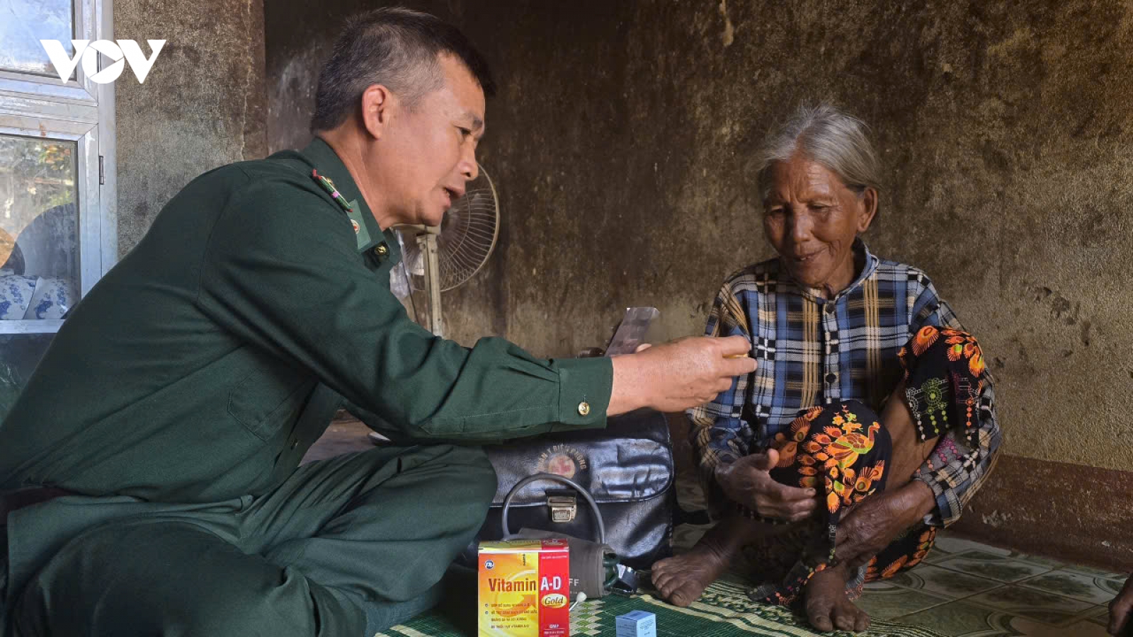 Ấm tình quân dân trên biên giới Gia Lai