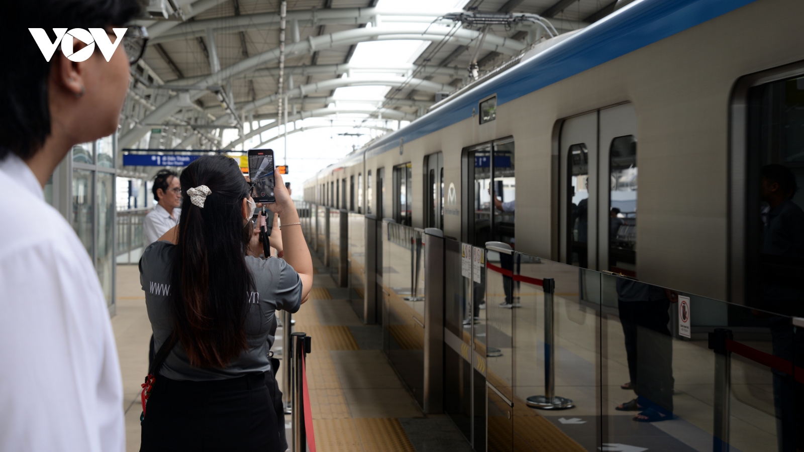 Lịch chạy tàu metro 1 cập nhật mới nhất dịp Tết Nguyên đán 2025