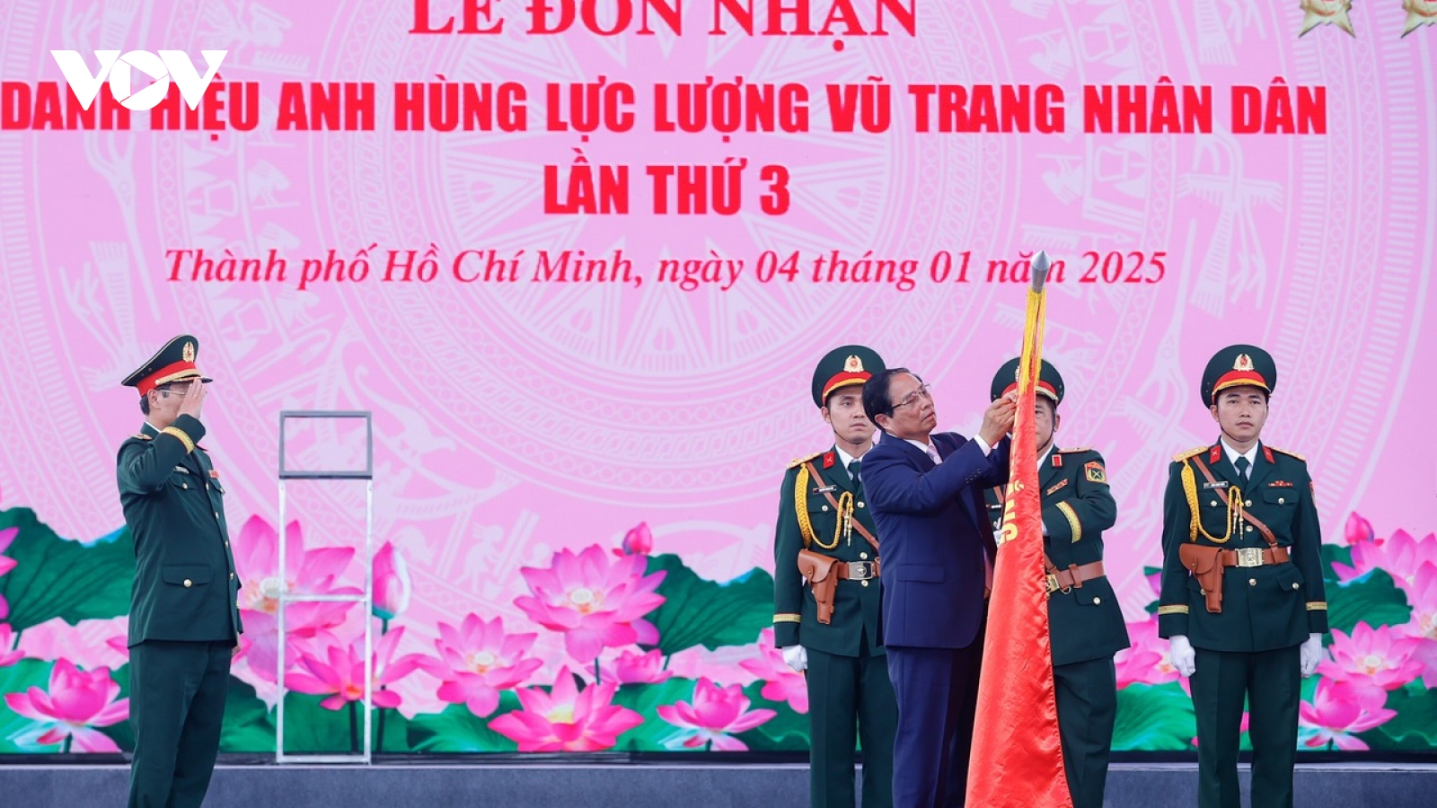 Thủ tướng trao danh hiệu Anh hùng Lực lượng vũ trang cho LLVT TP Hồ Chí Minh