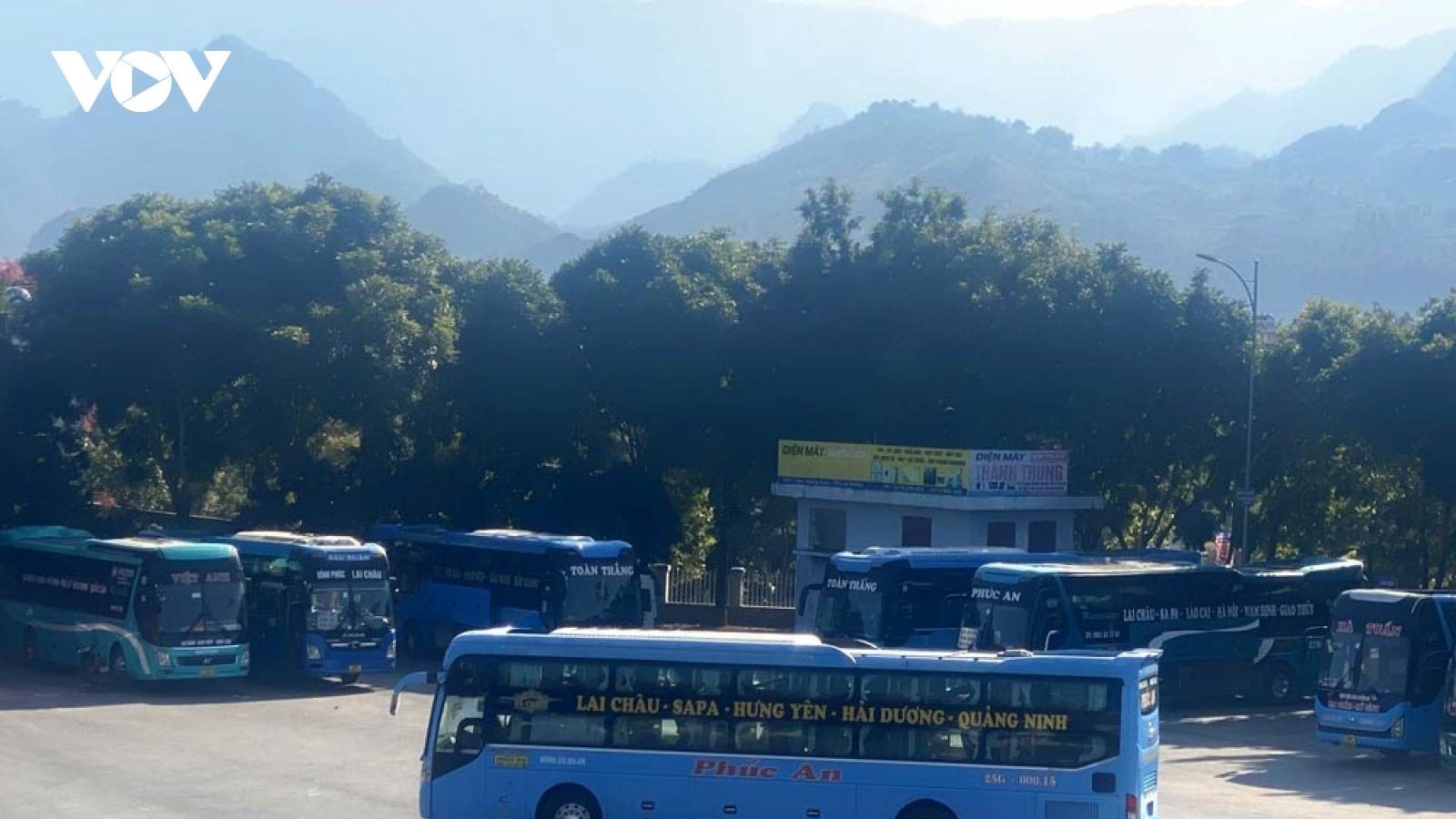 Gần 300 phương tiện tại Lai Châu sẵn sàng vận chuyển khách dịp tết