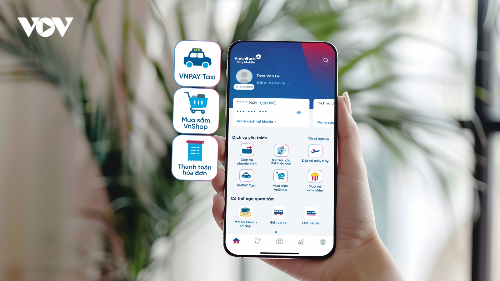 Lộ diện những chủ nhân trúng may mắn iPhone 15, AirPods 3 của VietinBank iPay Mobile
