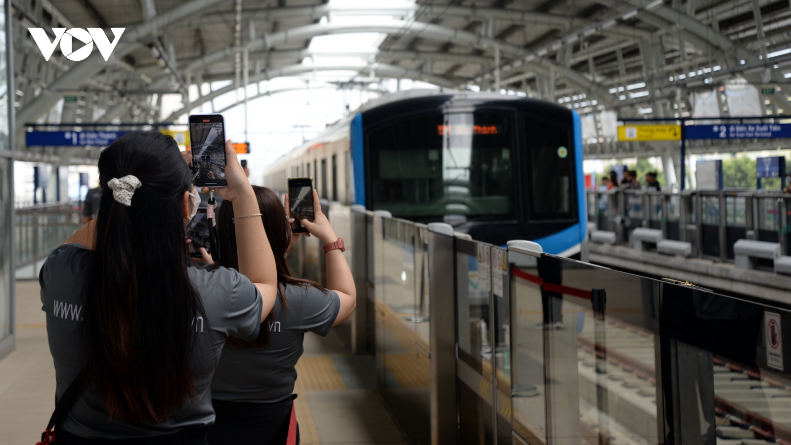 Dừng tàu metro 1 khi có sét đánh vì “an toàn phải là ưu tiên số 1”